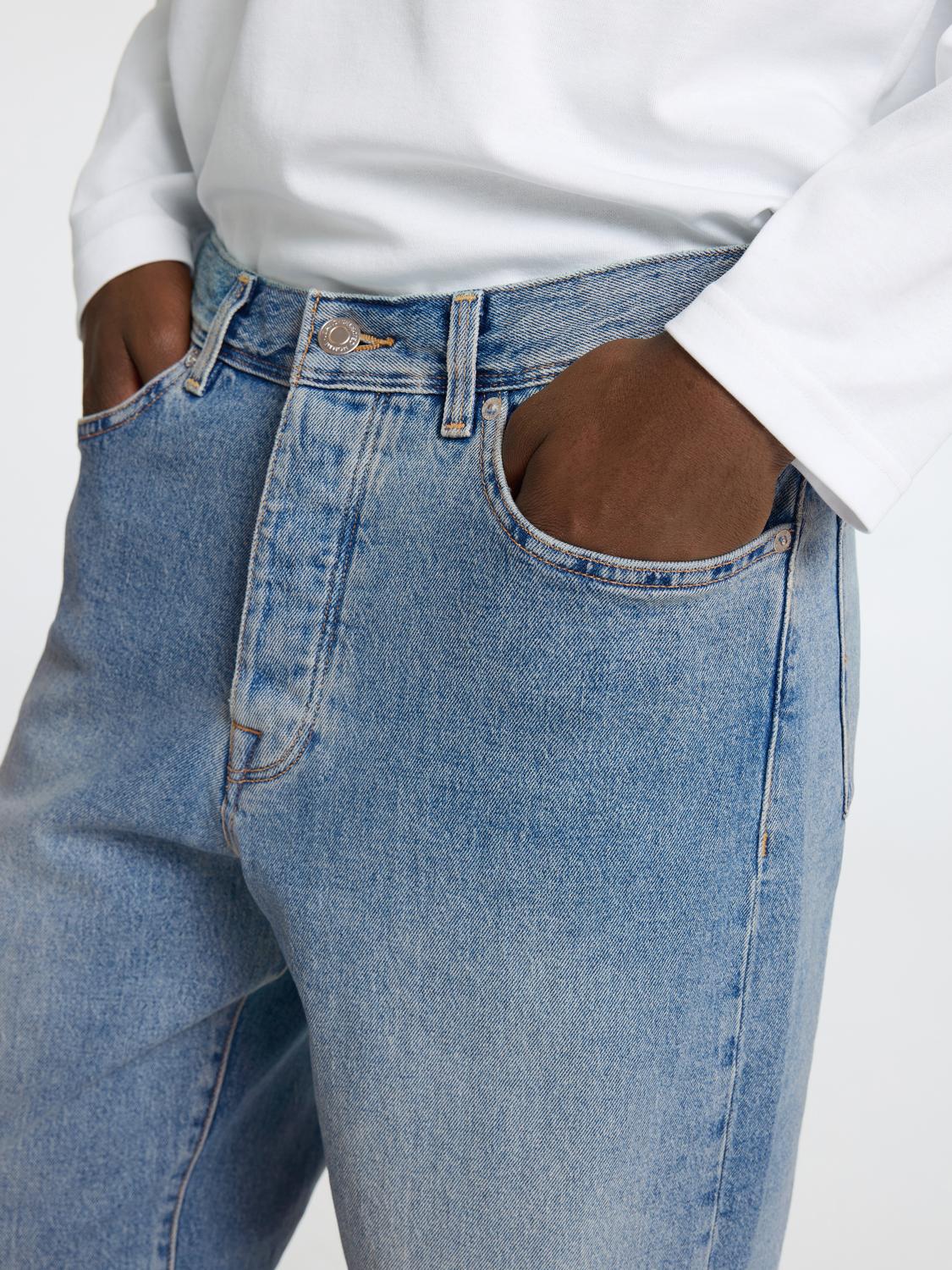 model_shot-detail