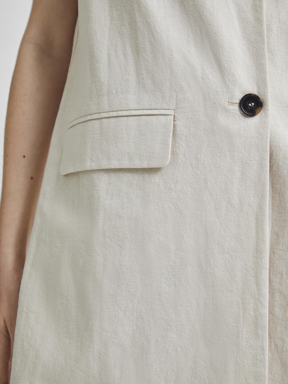 model_shot-detail