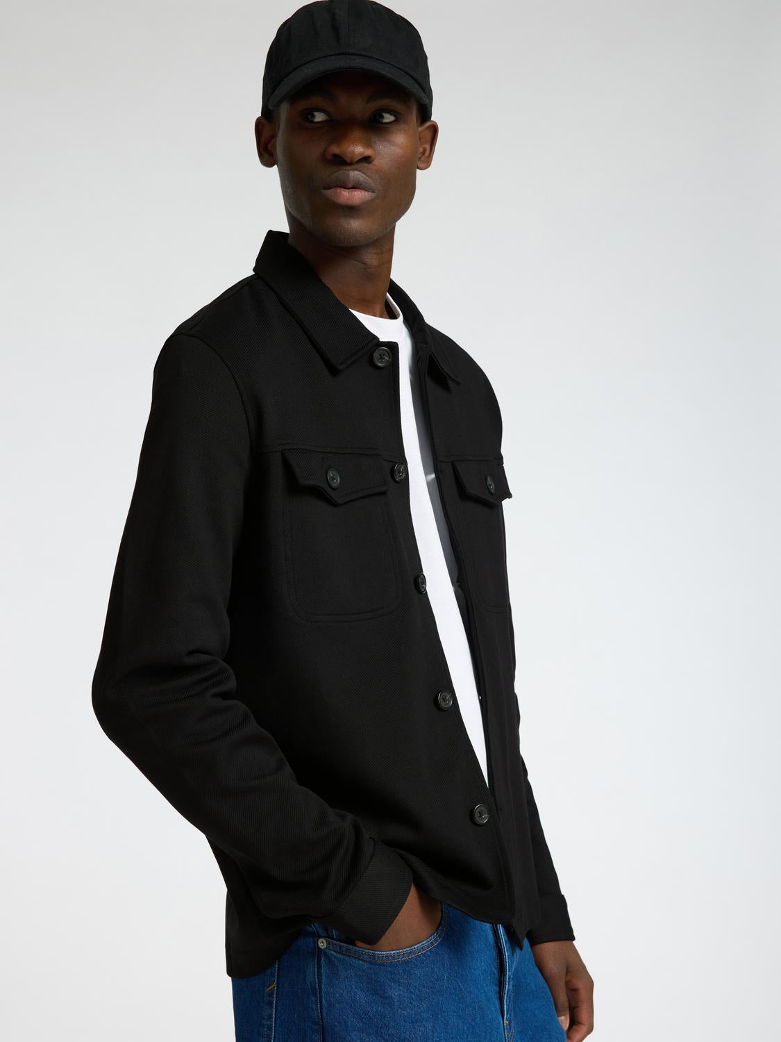 model_shot-creative