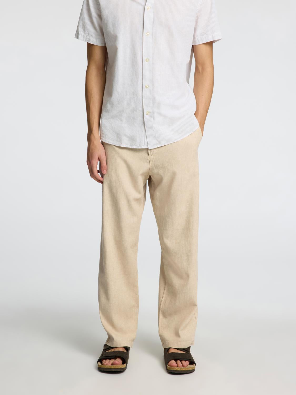 model_shot-front
