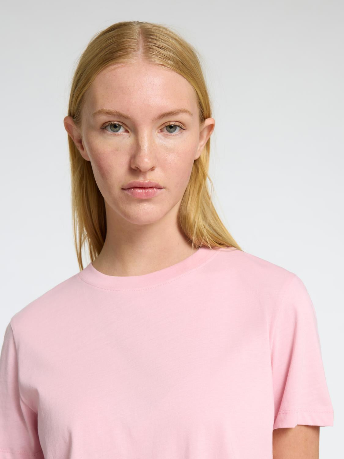 model_shot-detail