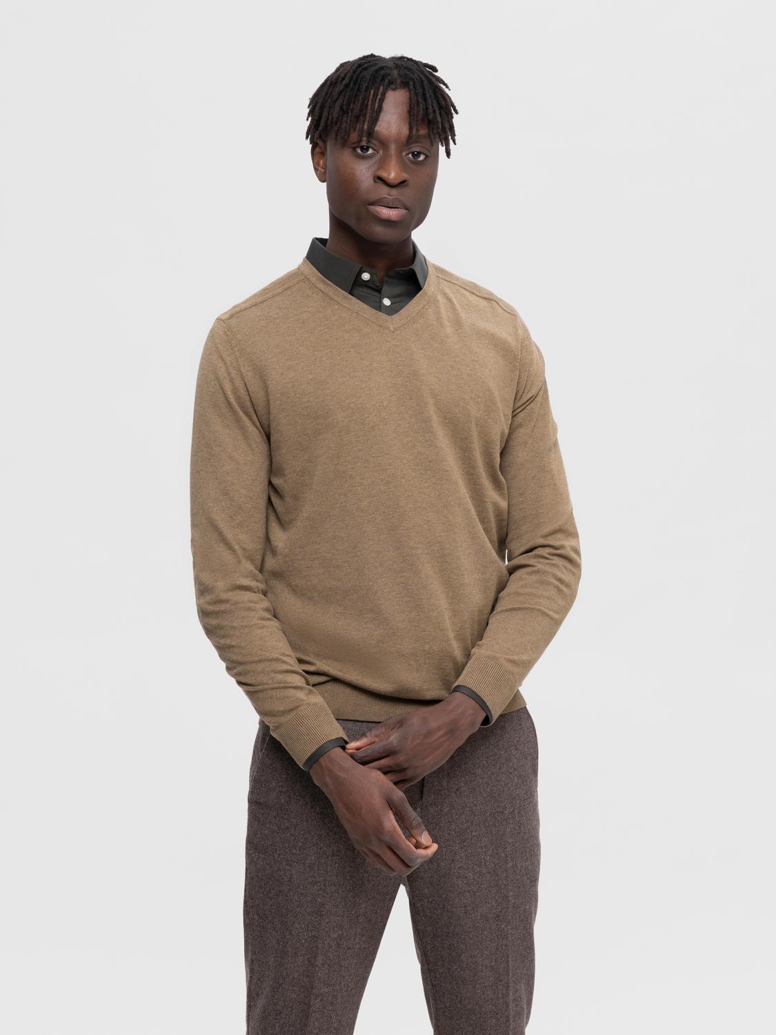 model_shot-front