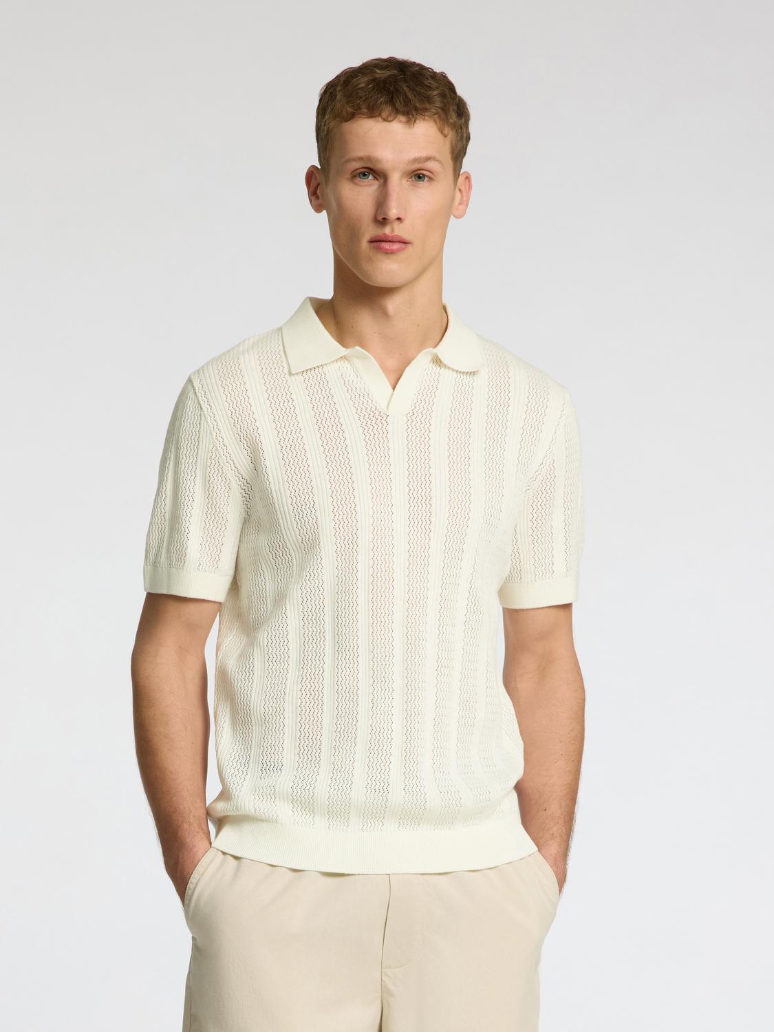 model_shot-front