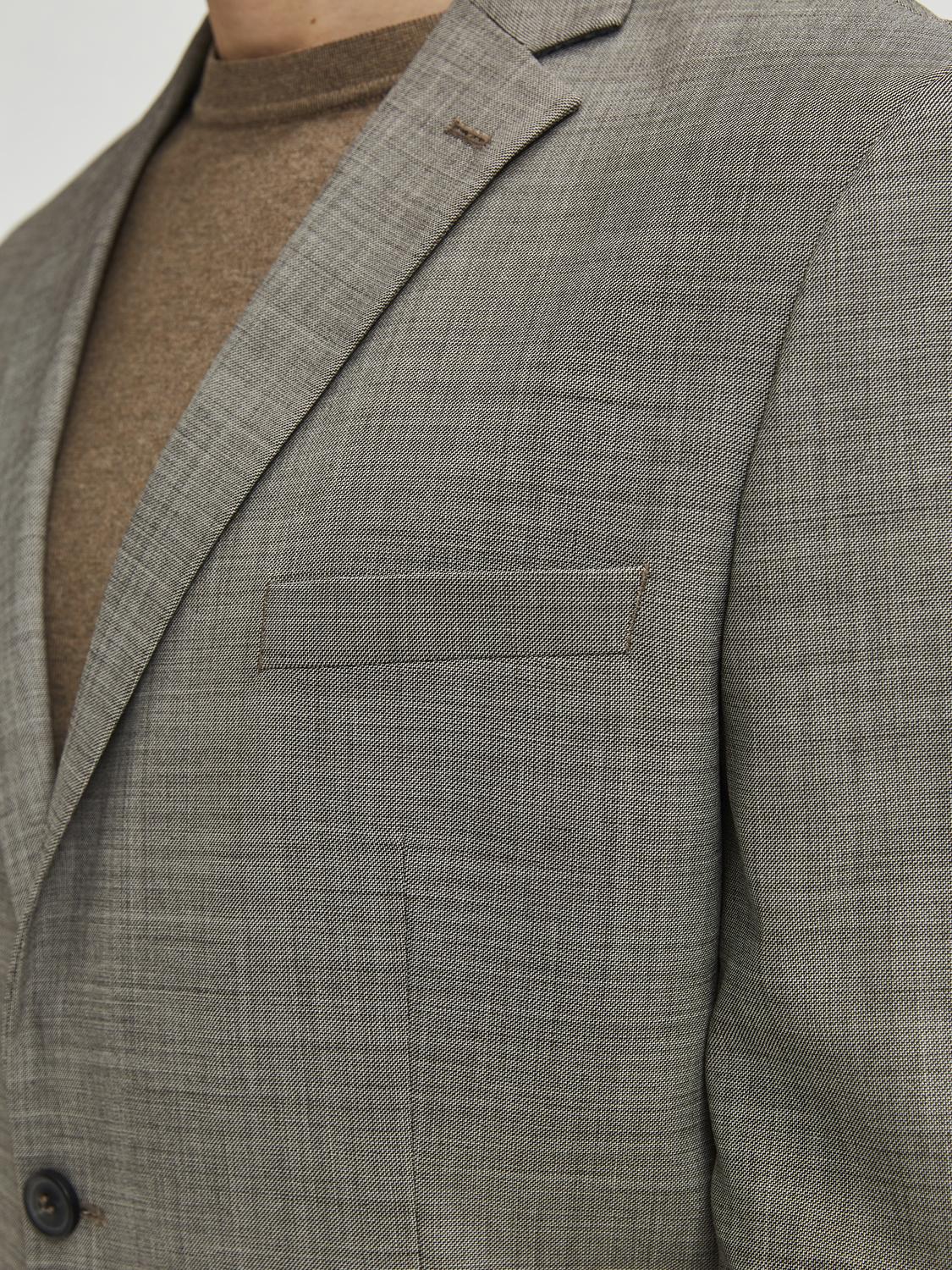 model_shot-detail