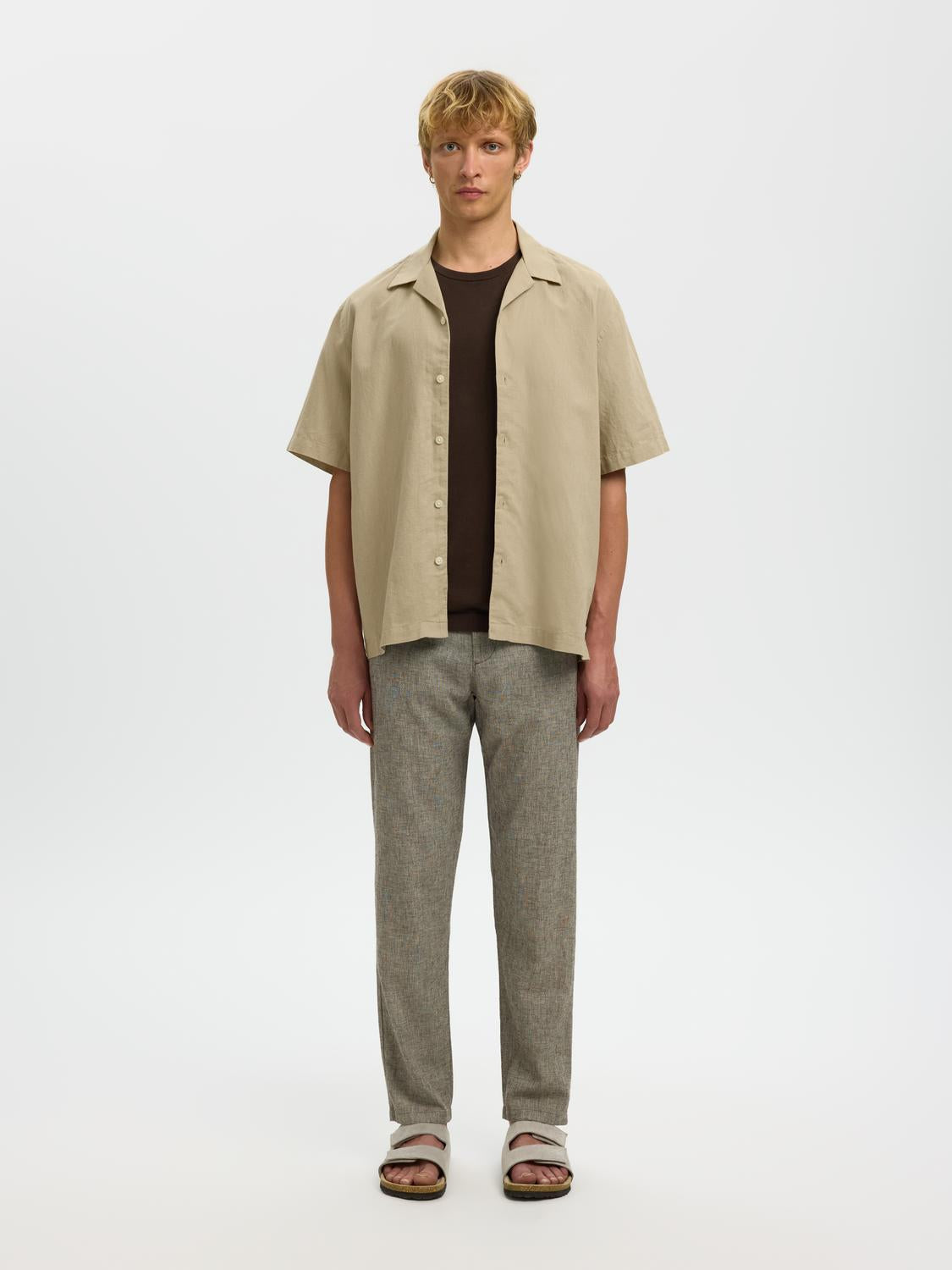 model_shot-front_full