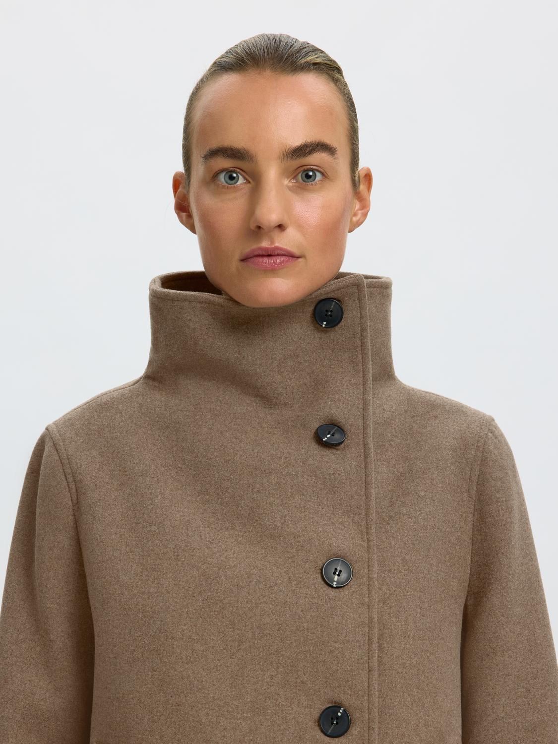 model_shot-detail