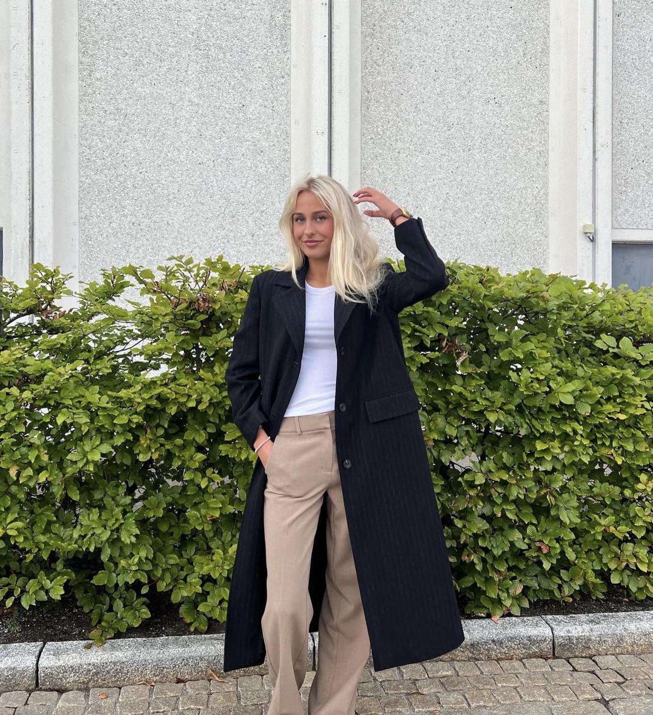 Alma Lang Ull Kåpe  - Sort/ Black