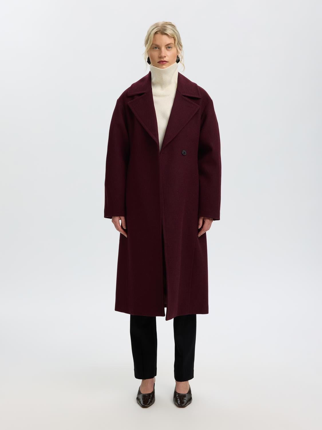 model_shot-front