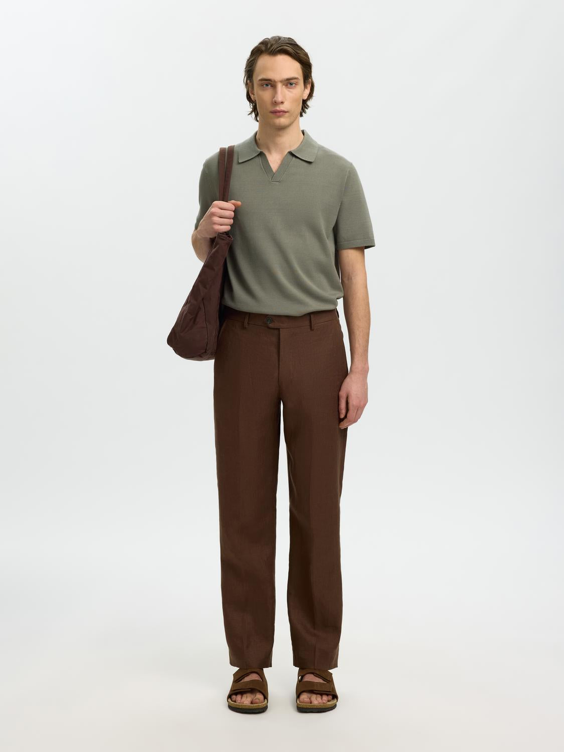 model_shot-front_full