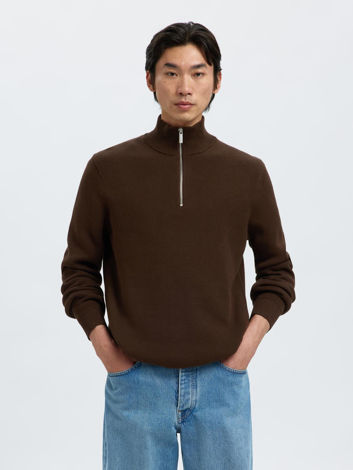 model_shot-front