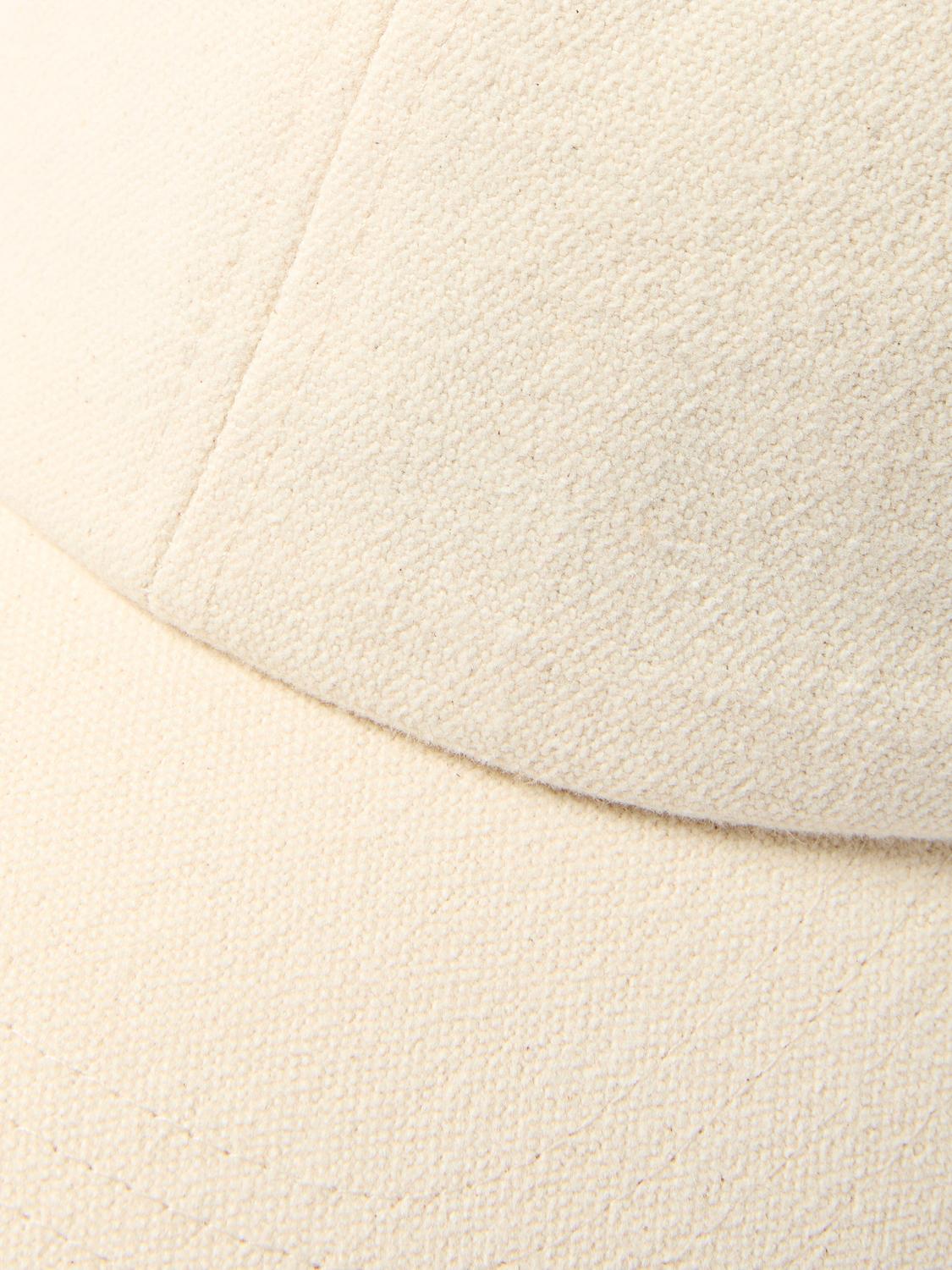 model_shot-front_full