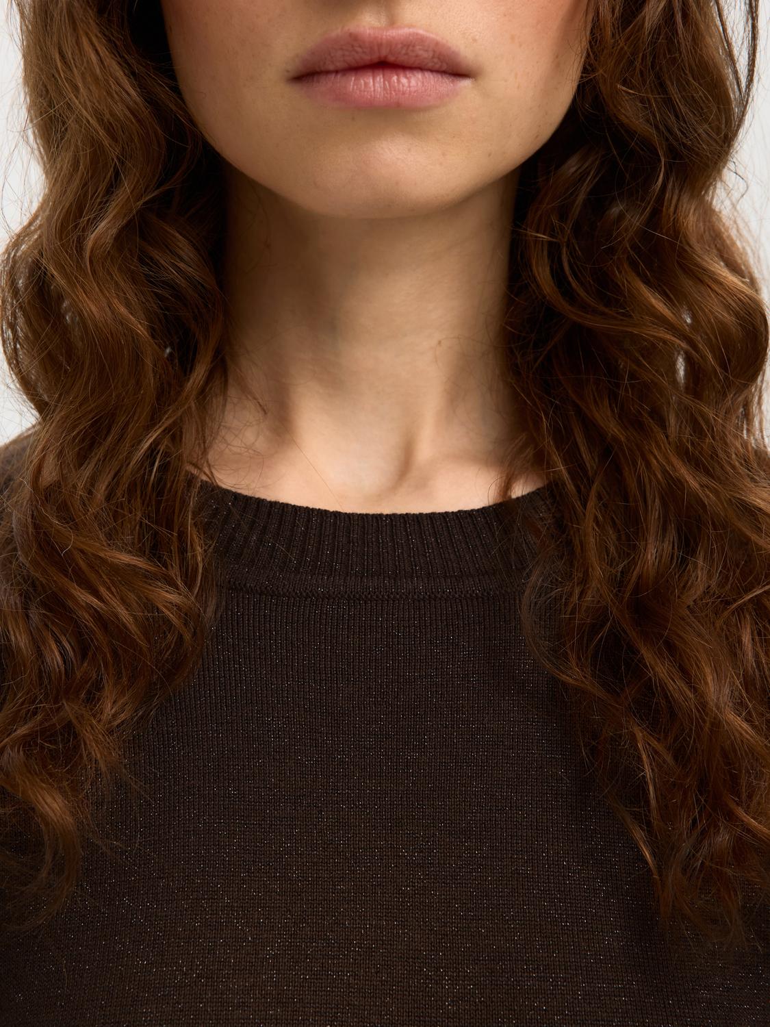 model_shot-detail