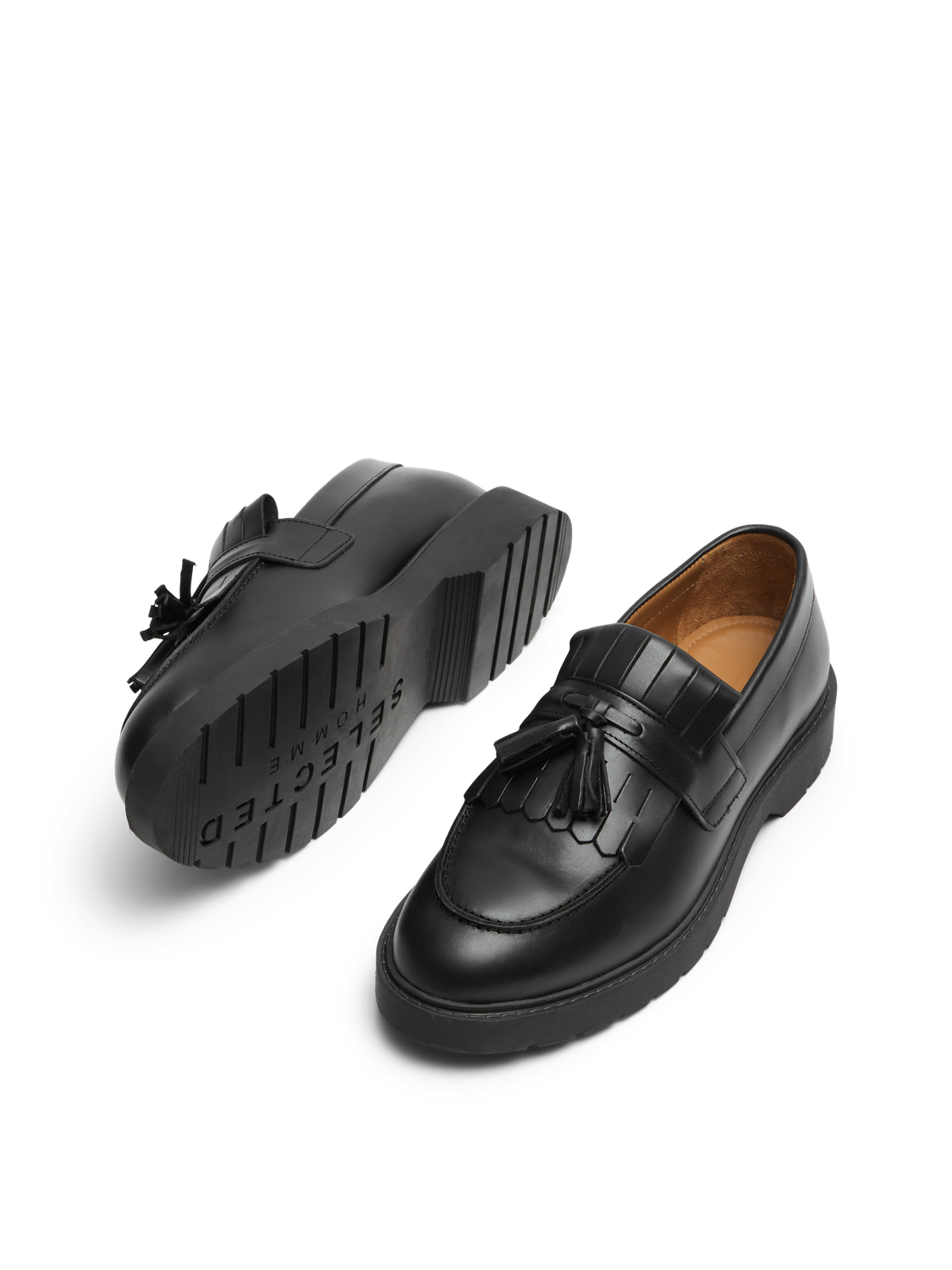 model_shot-front_full