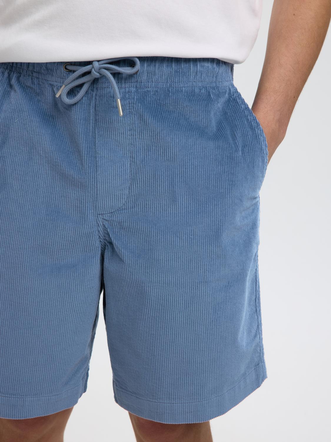 model_shot-detail
