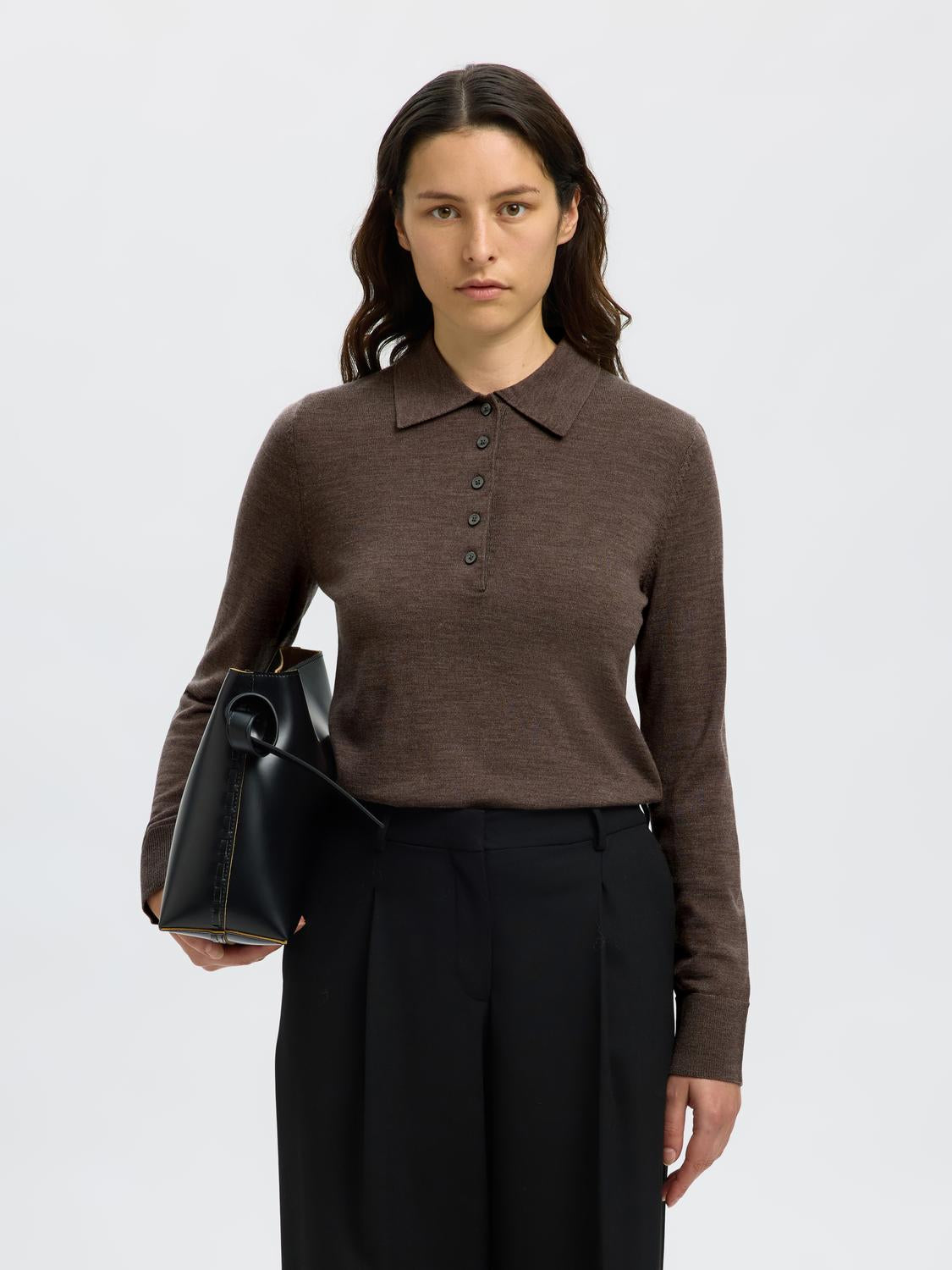 model_shot-front