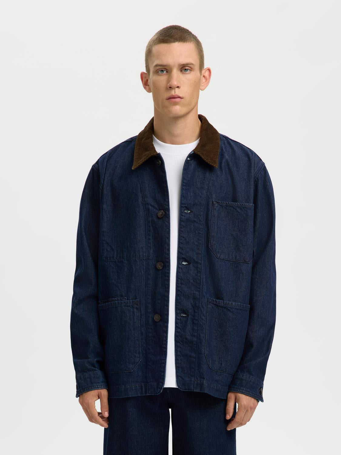model_shot-front
