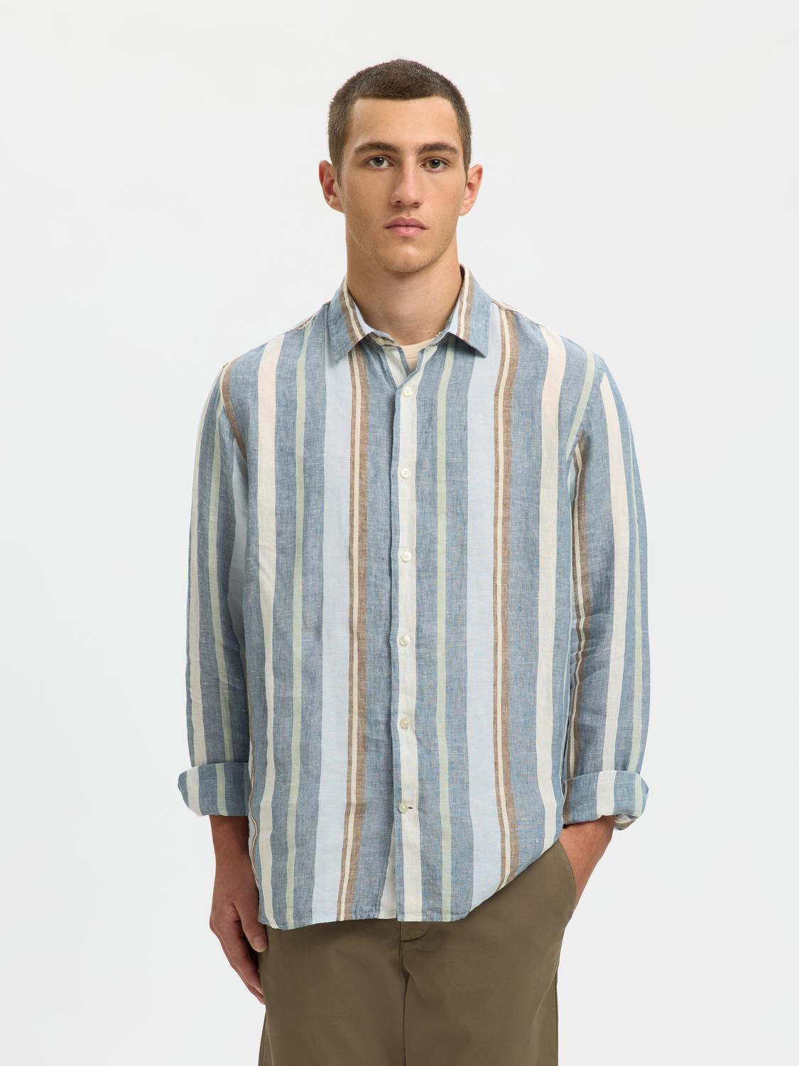 model_shot-front