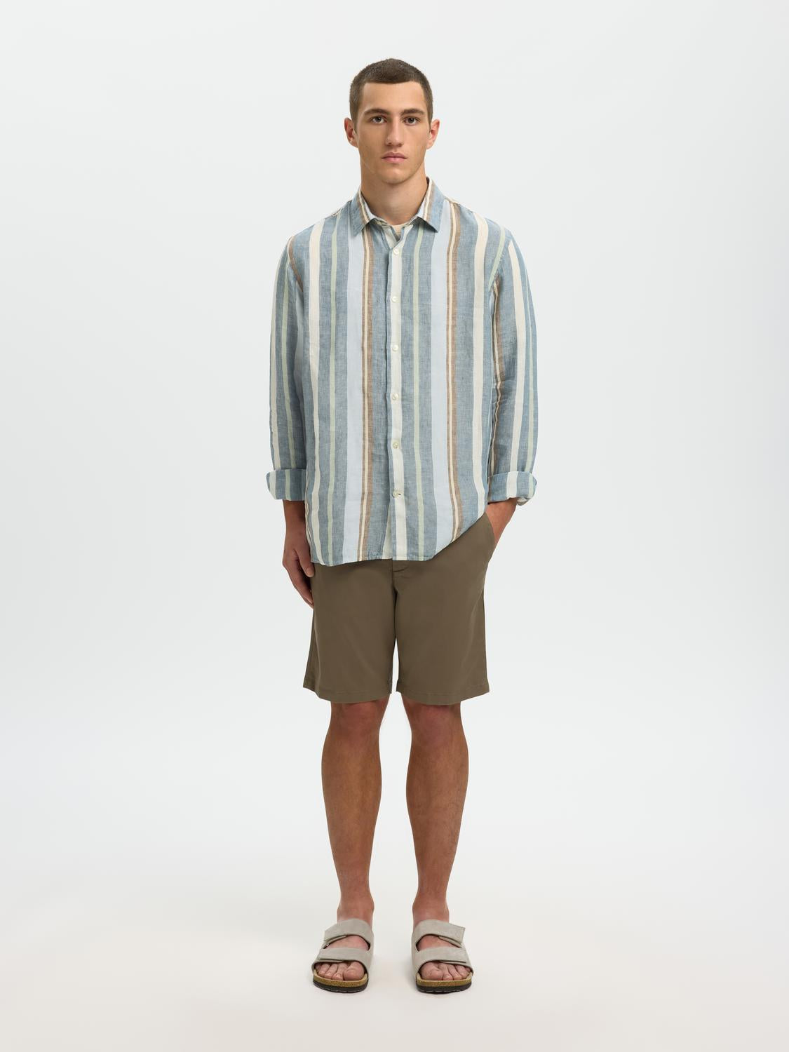 model_shot-front_full