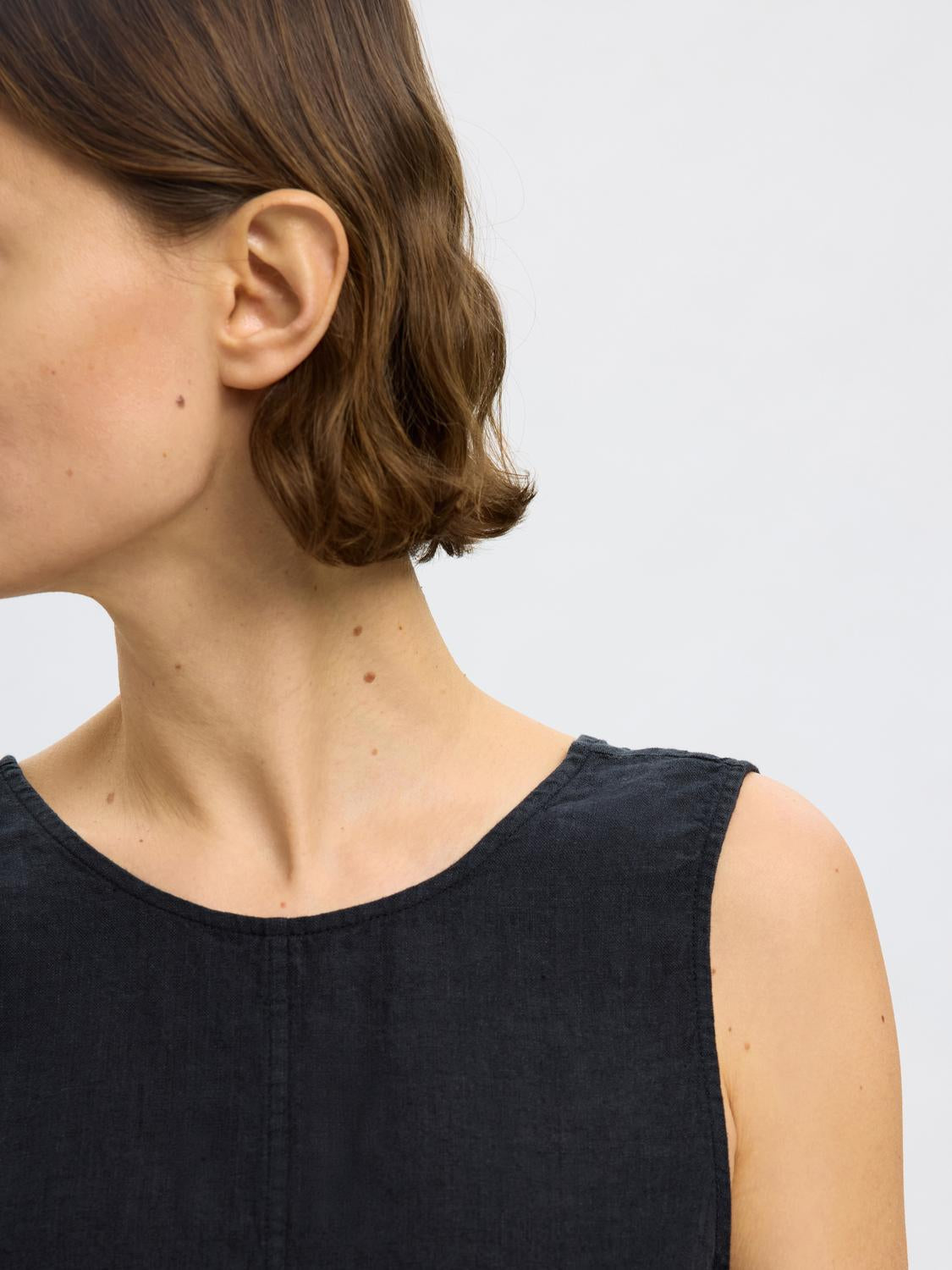 model_shot-detail