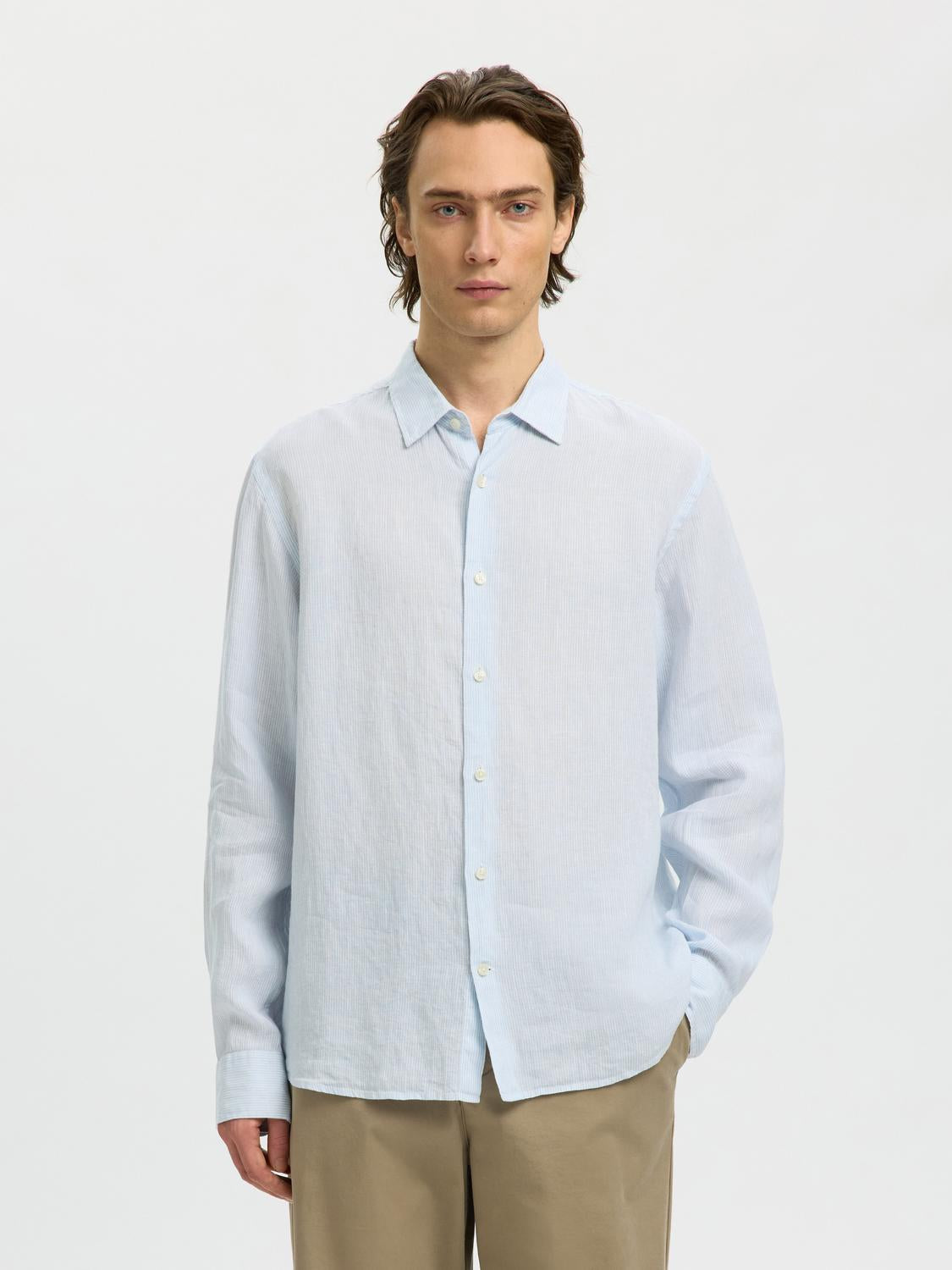 model_shot-front