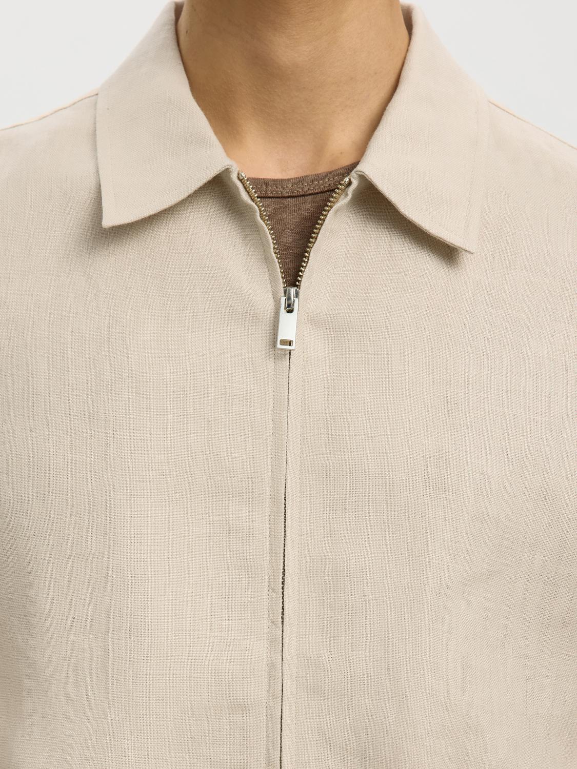 model_shot-detail
