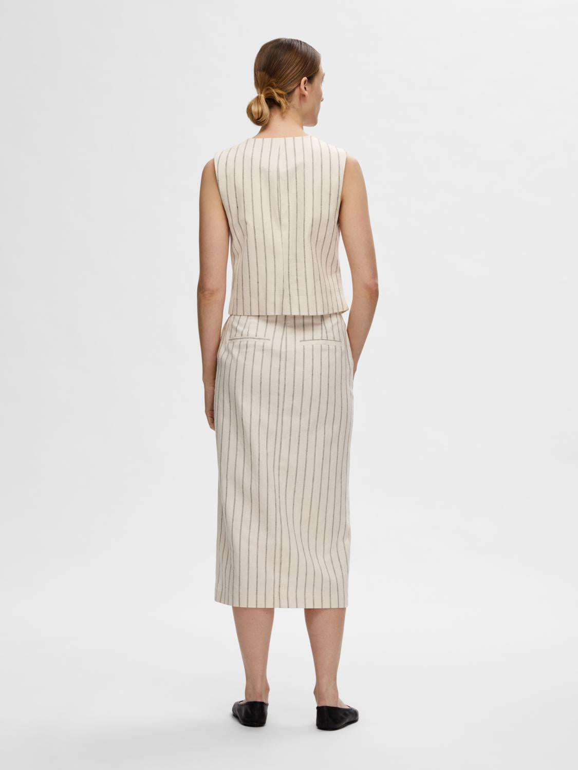 Hilda Skjørt - Beige/ Sandshell