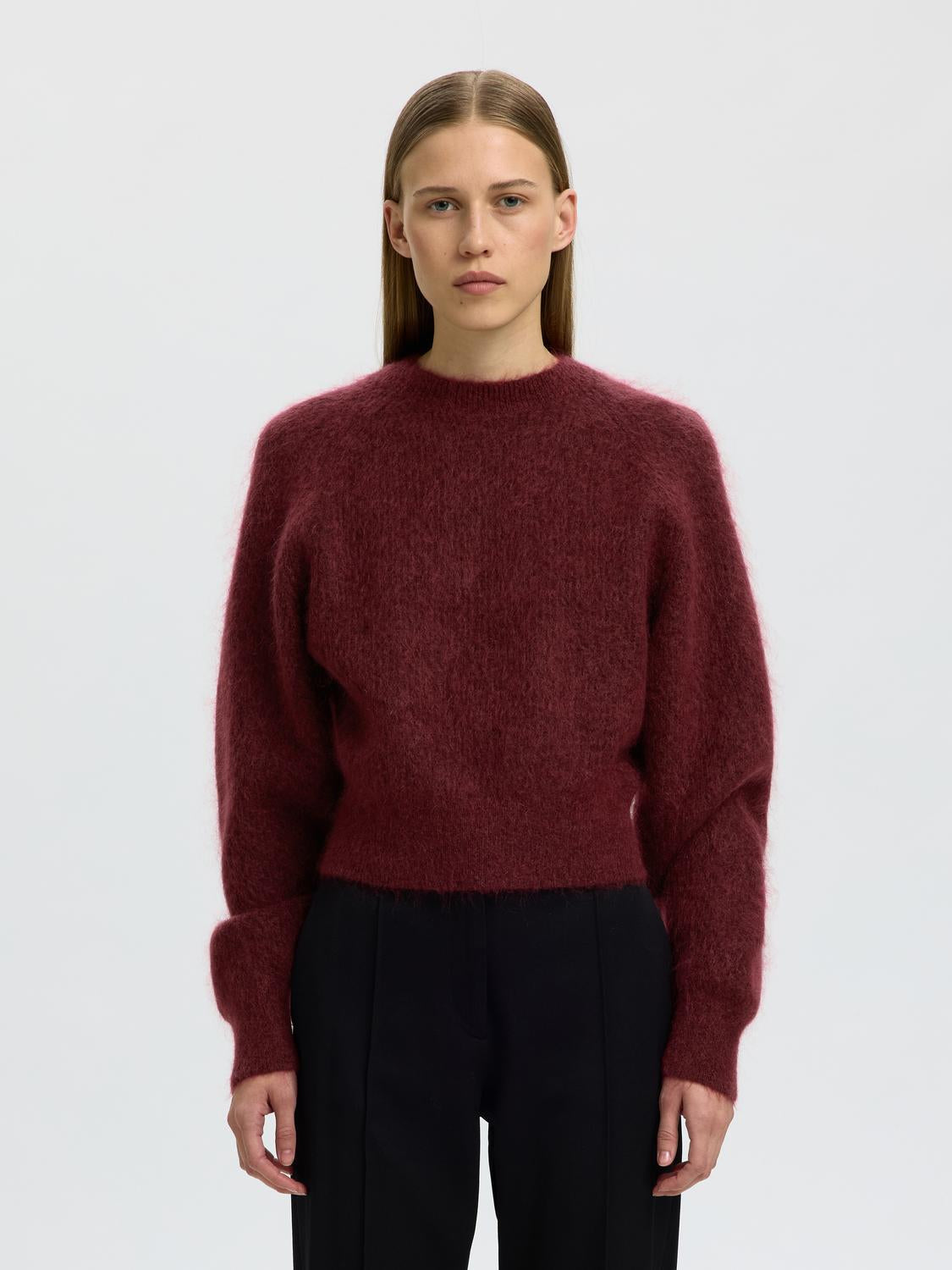model_shot-front