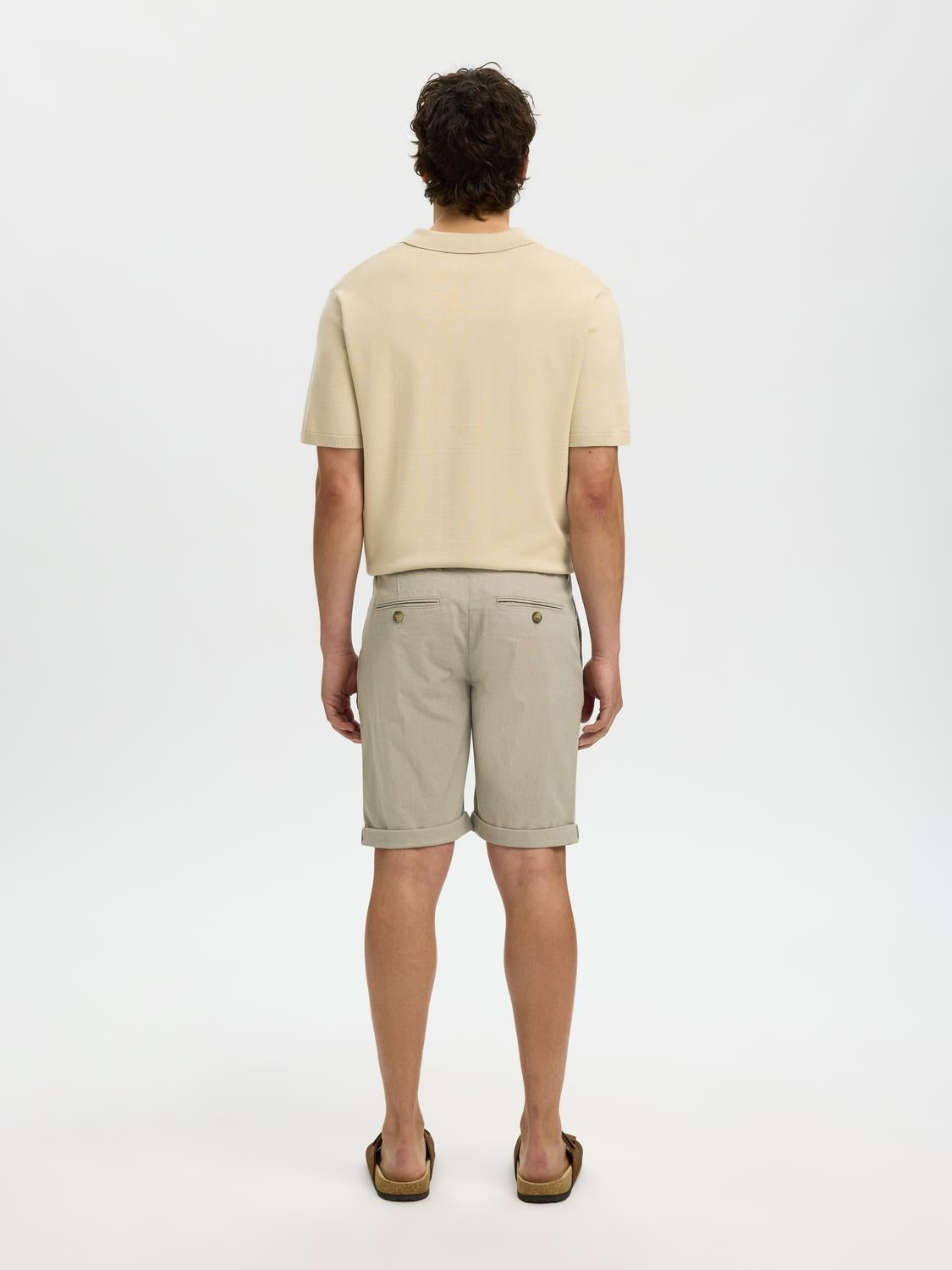 model_shot-back