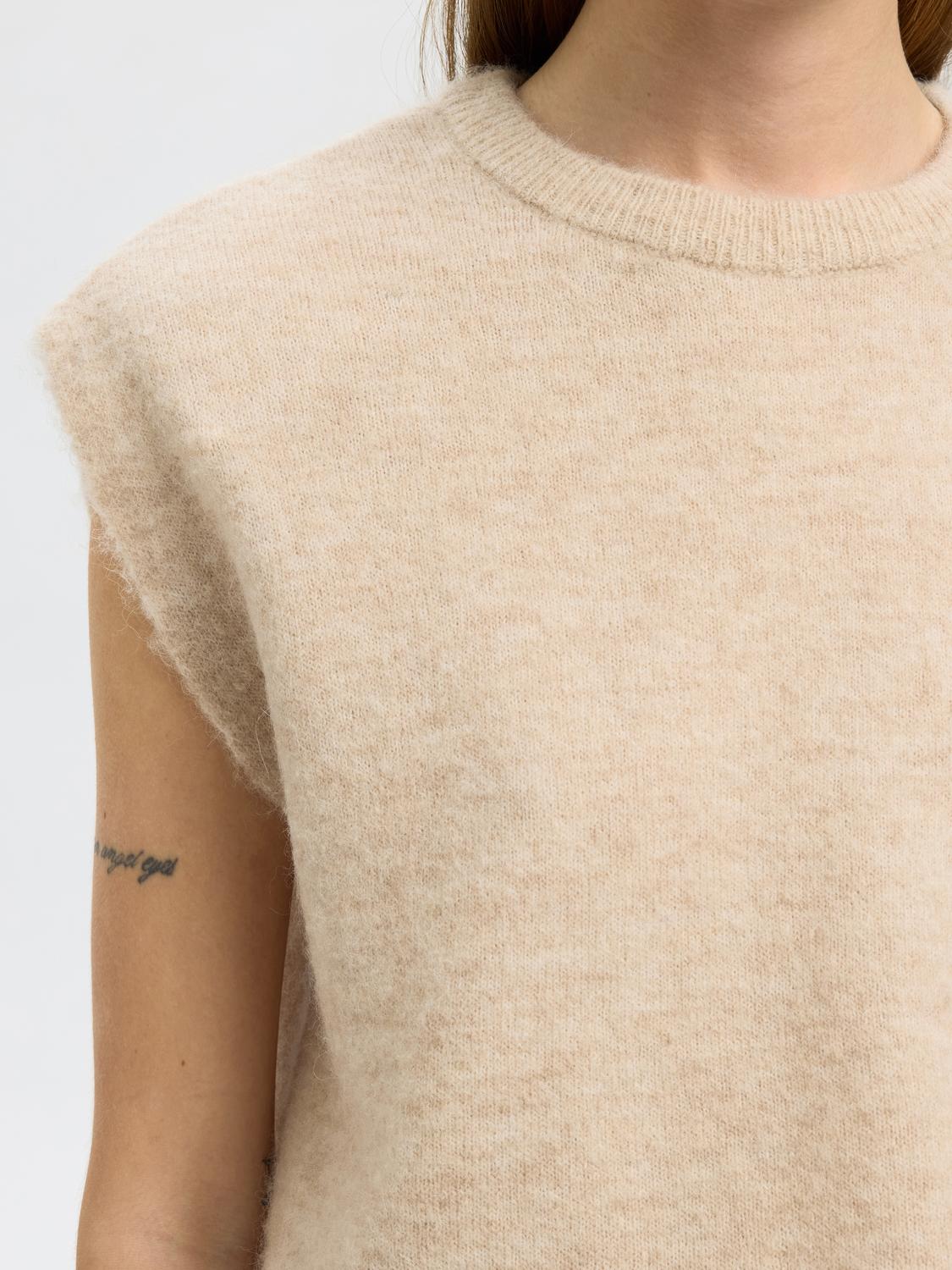 model_shot-detail