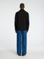 model_shot-back