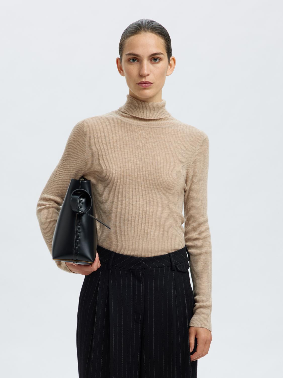 model_shot-front