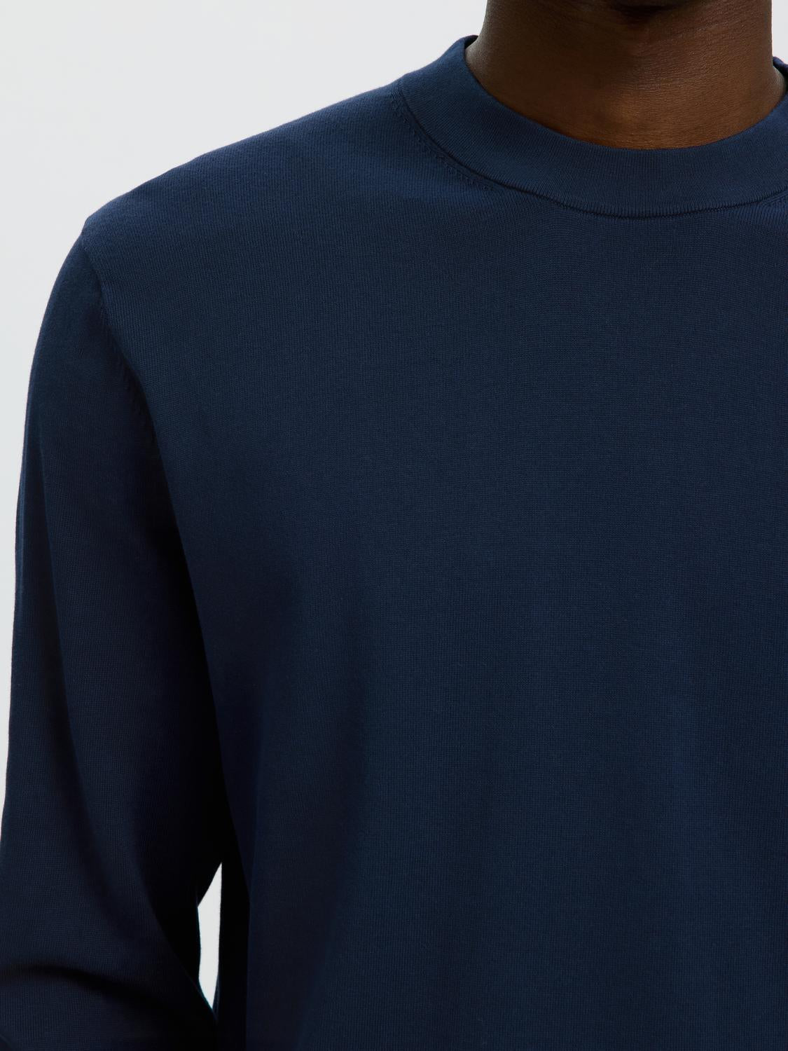 model_shot-detail