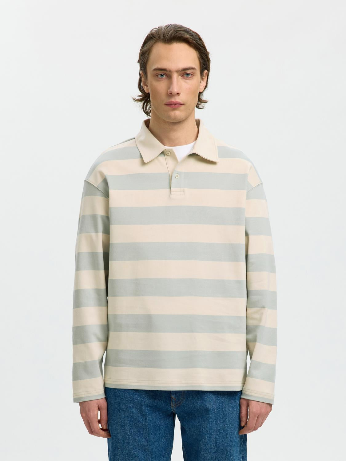 model_shot-front