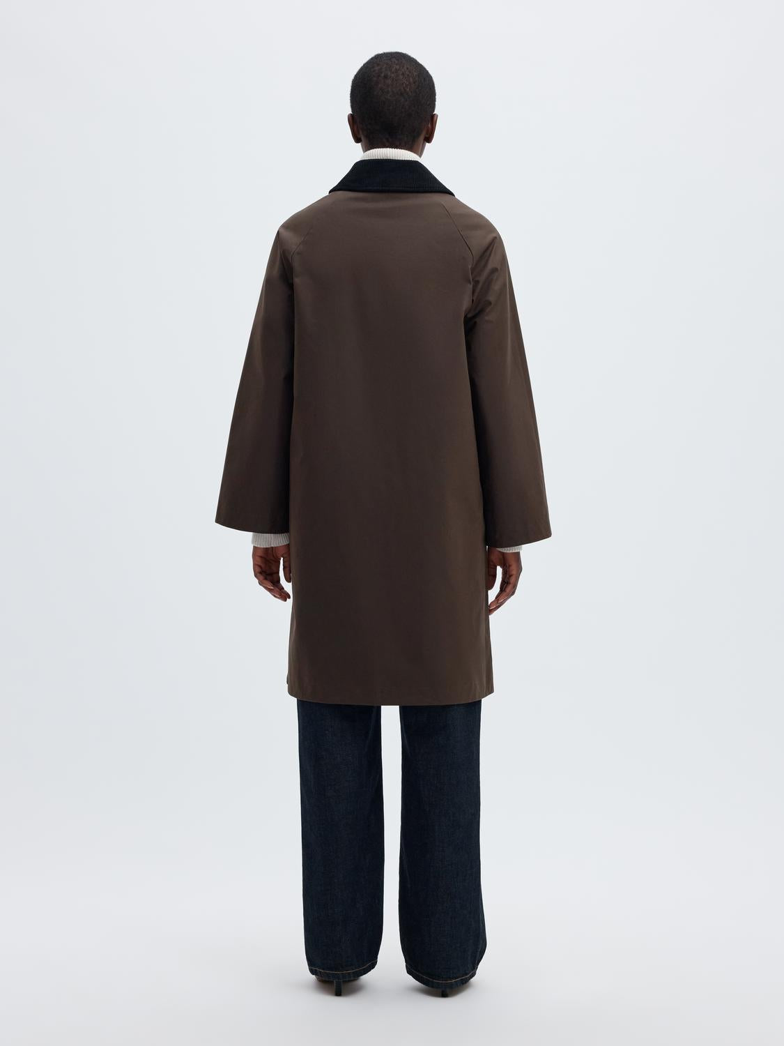 model_shot-back