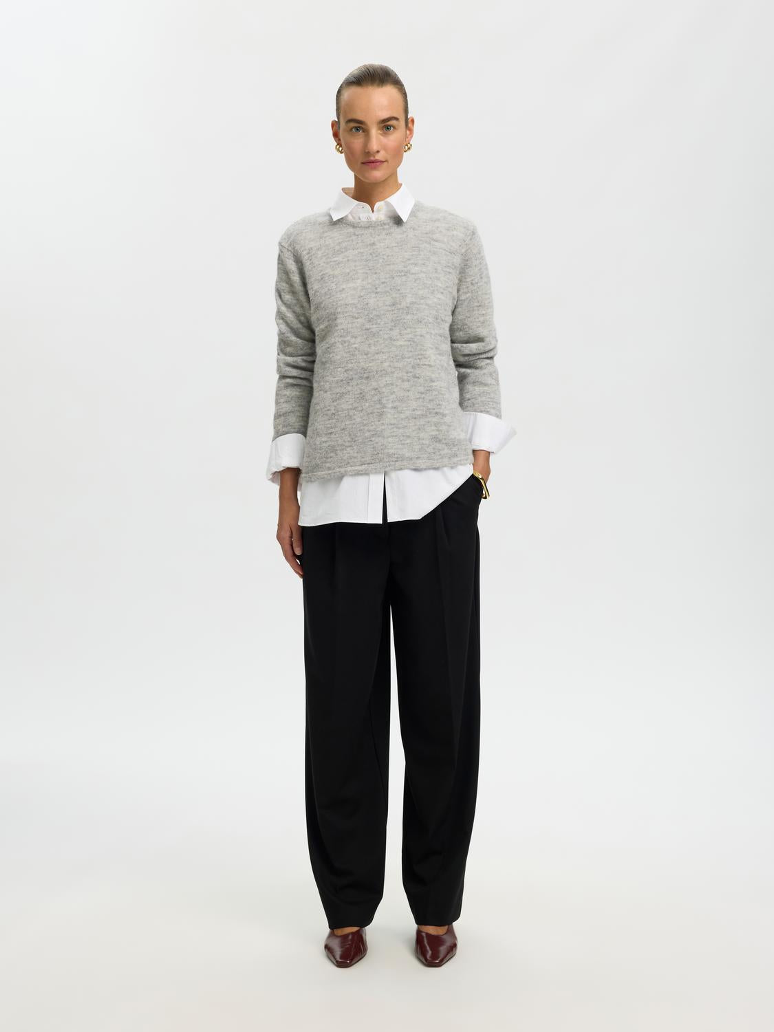model_shot-front_full