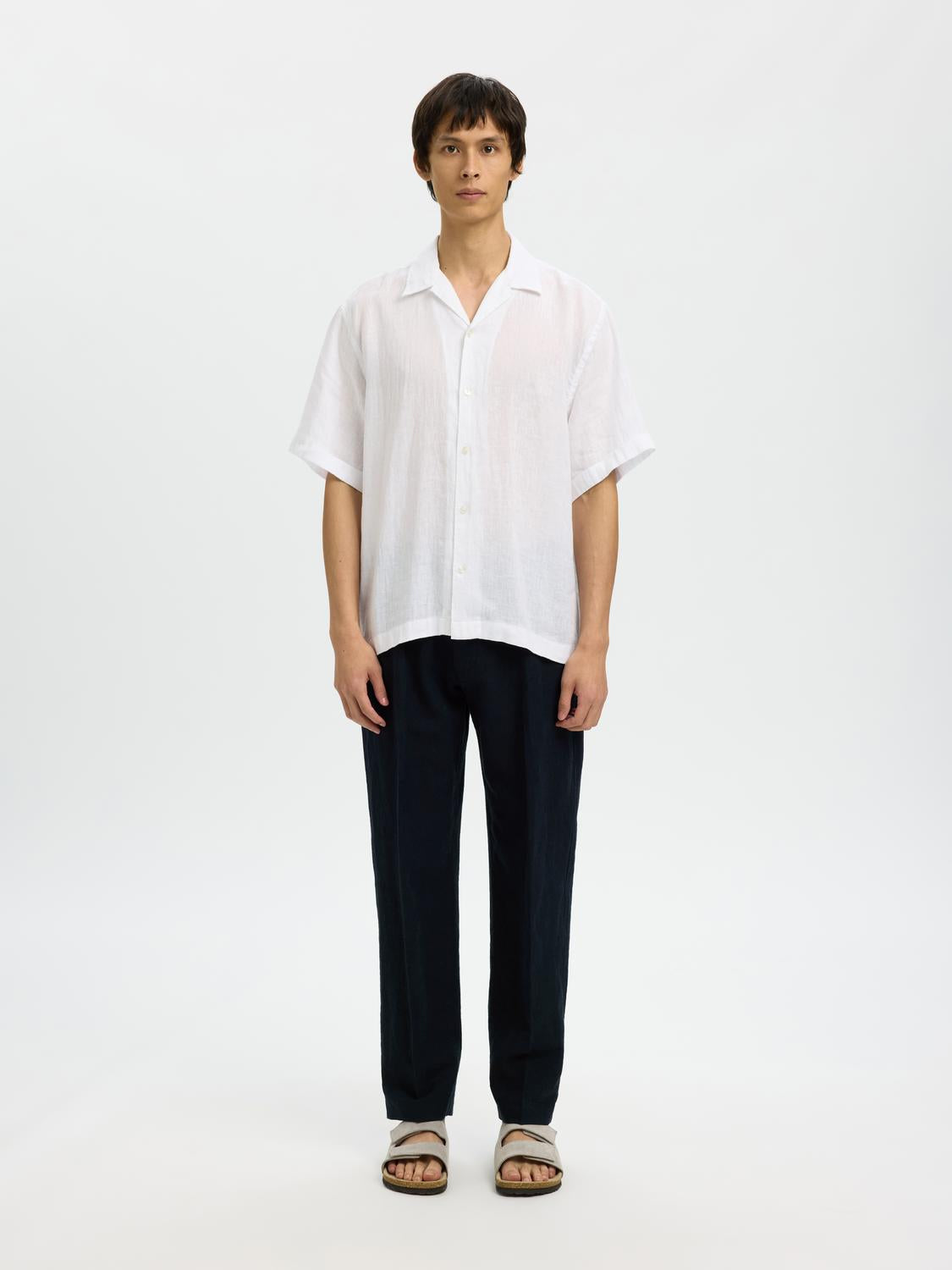 model_shot-front_full