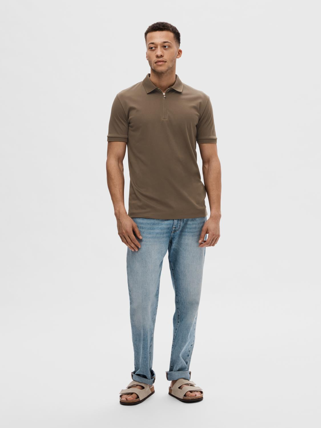 model_shot-front_full