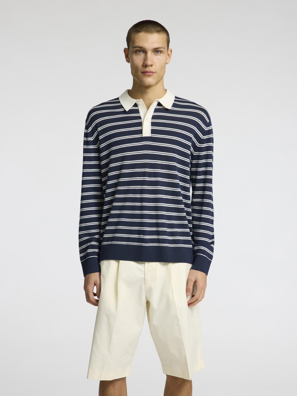 model_shot-front