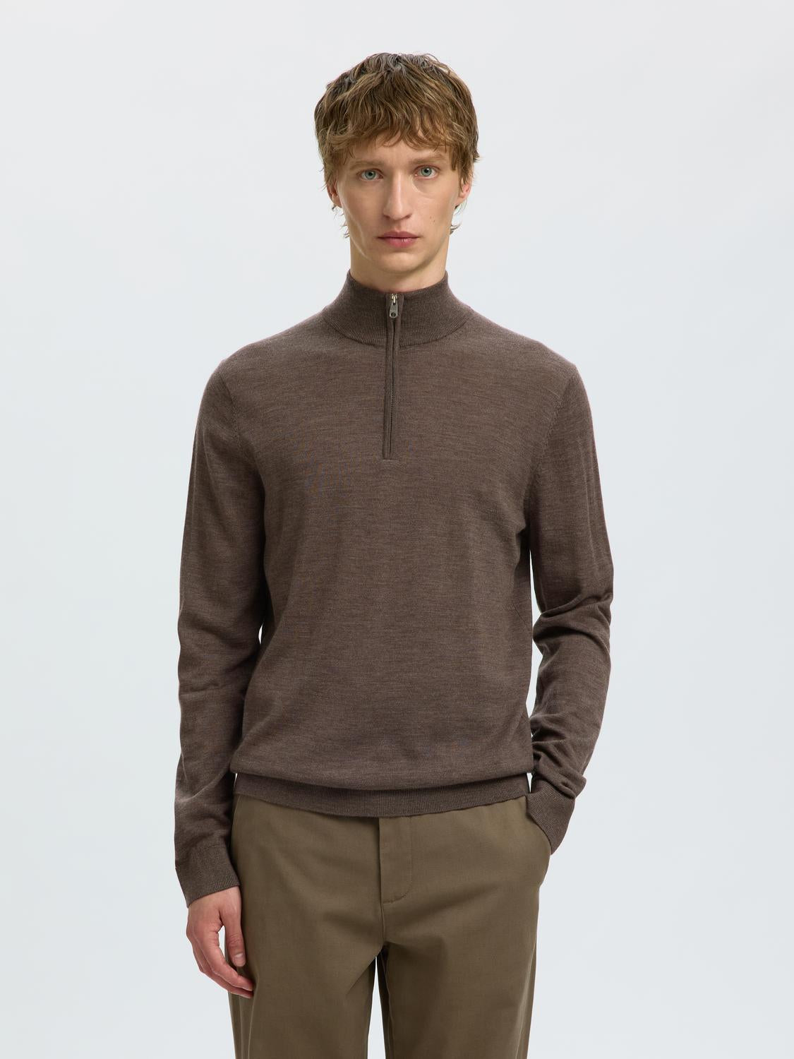 model_shot-front