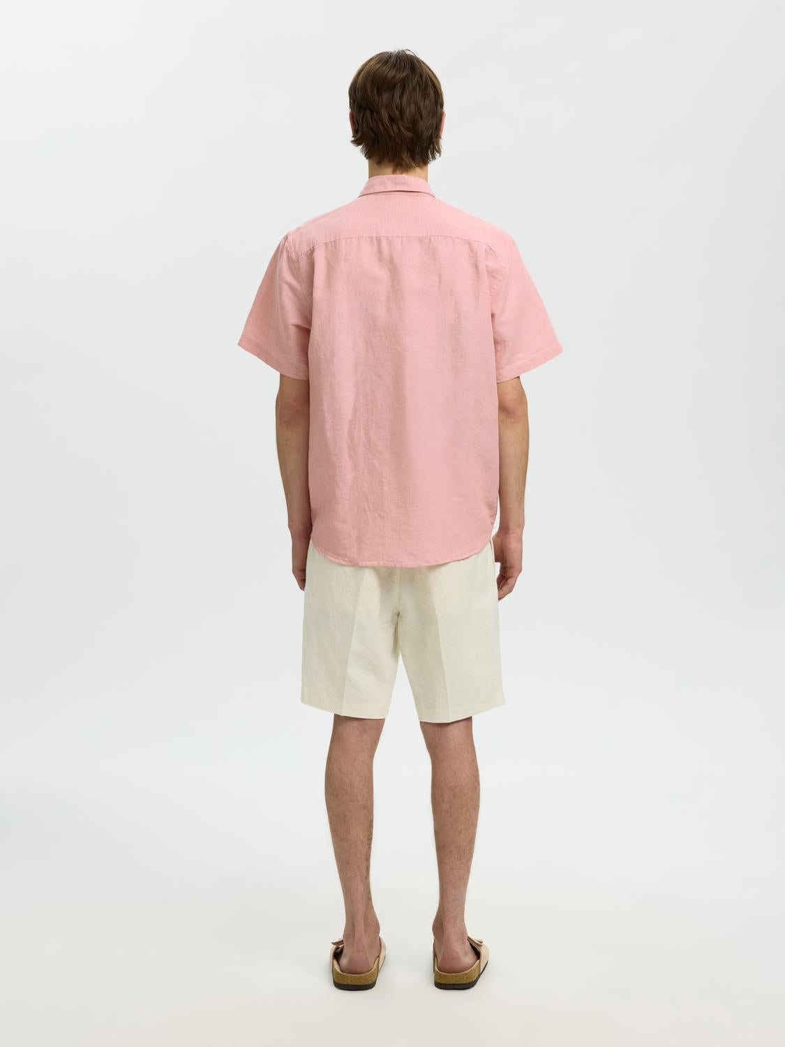 model_shot-back