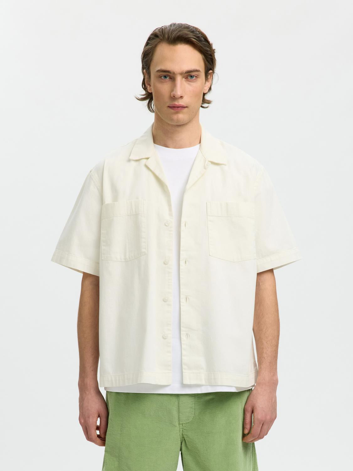 model_shot-front