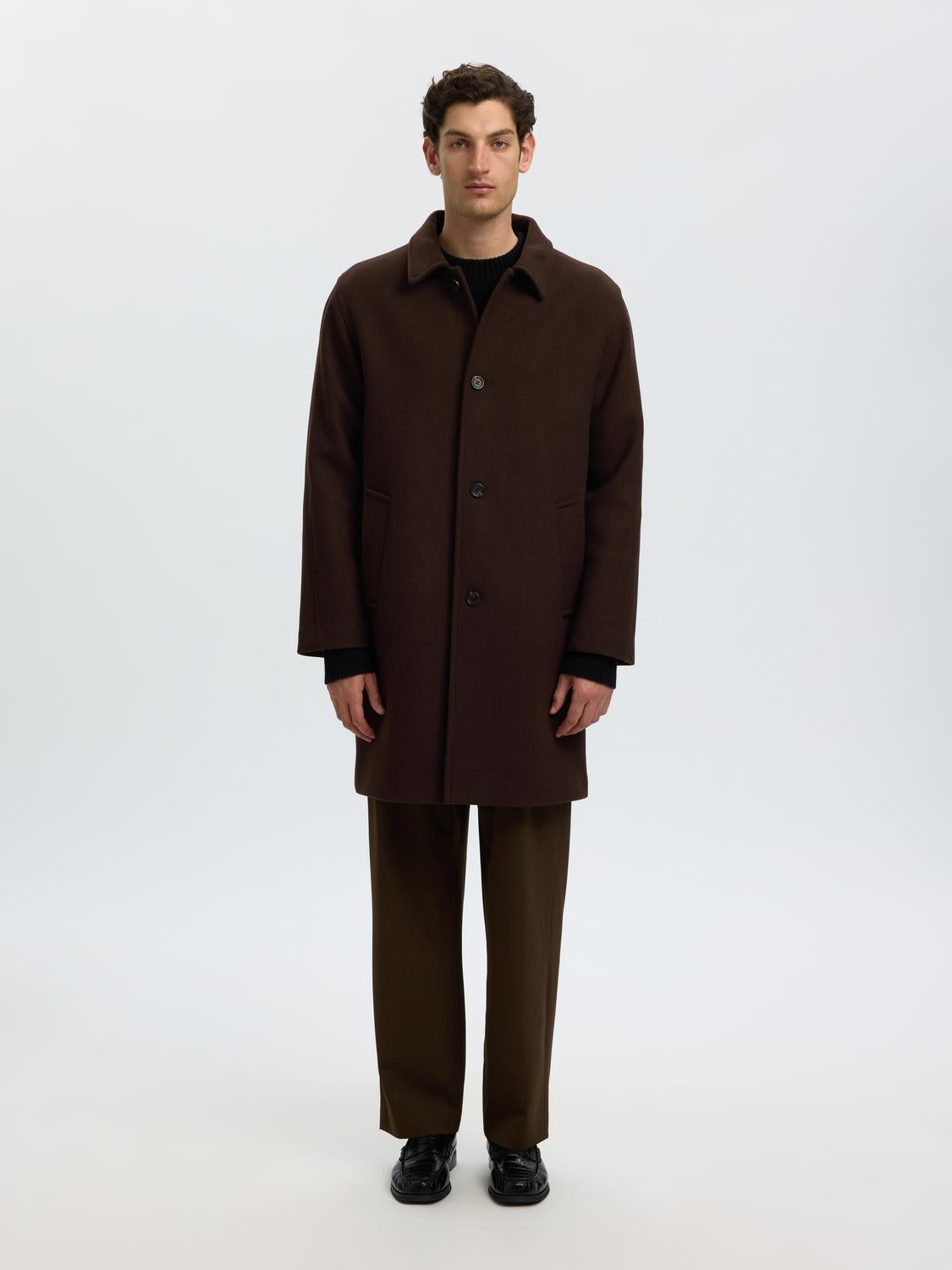 model_shot-front