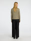 model_shot-back