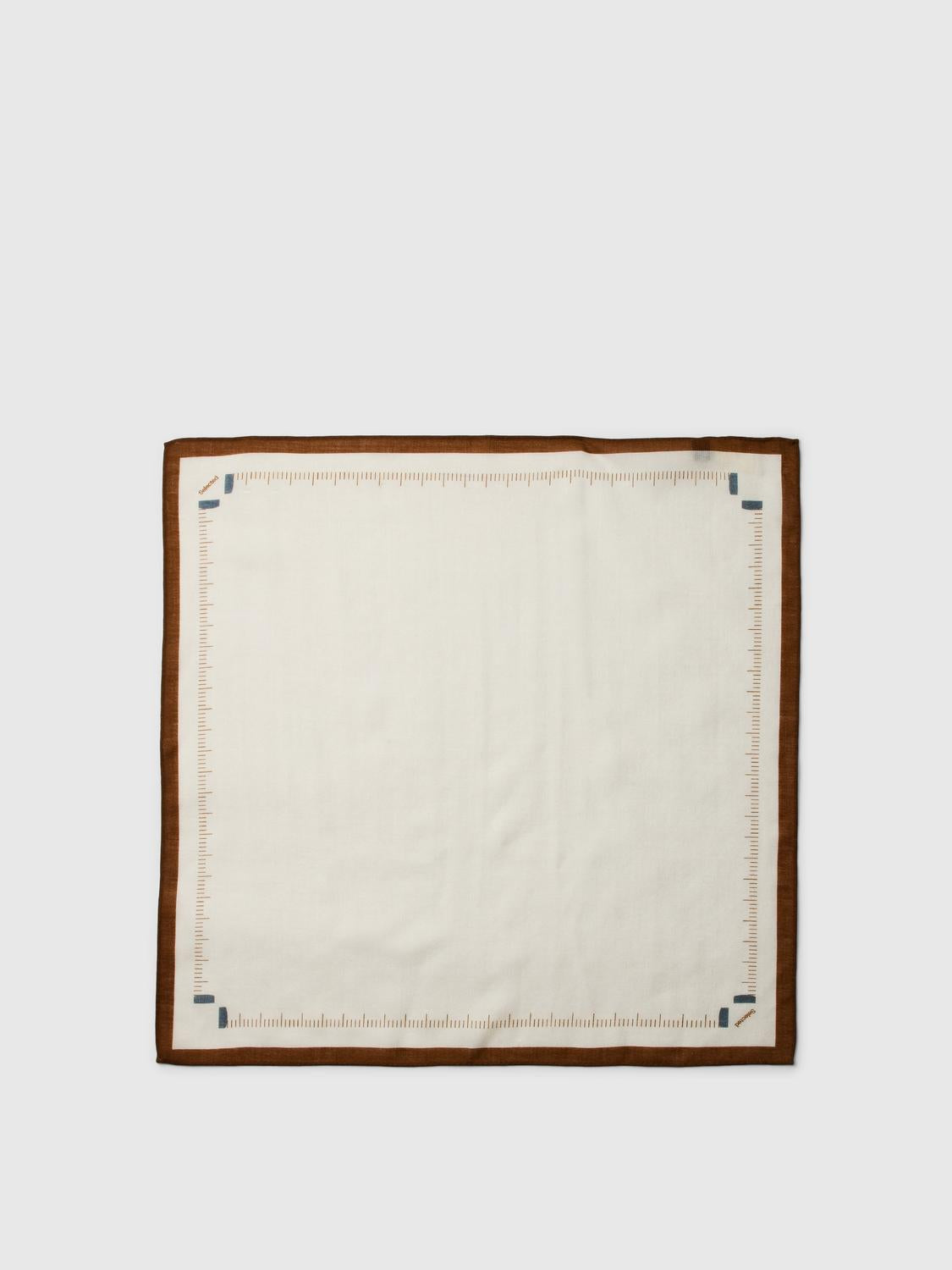 pack_shot-detail