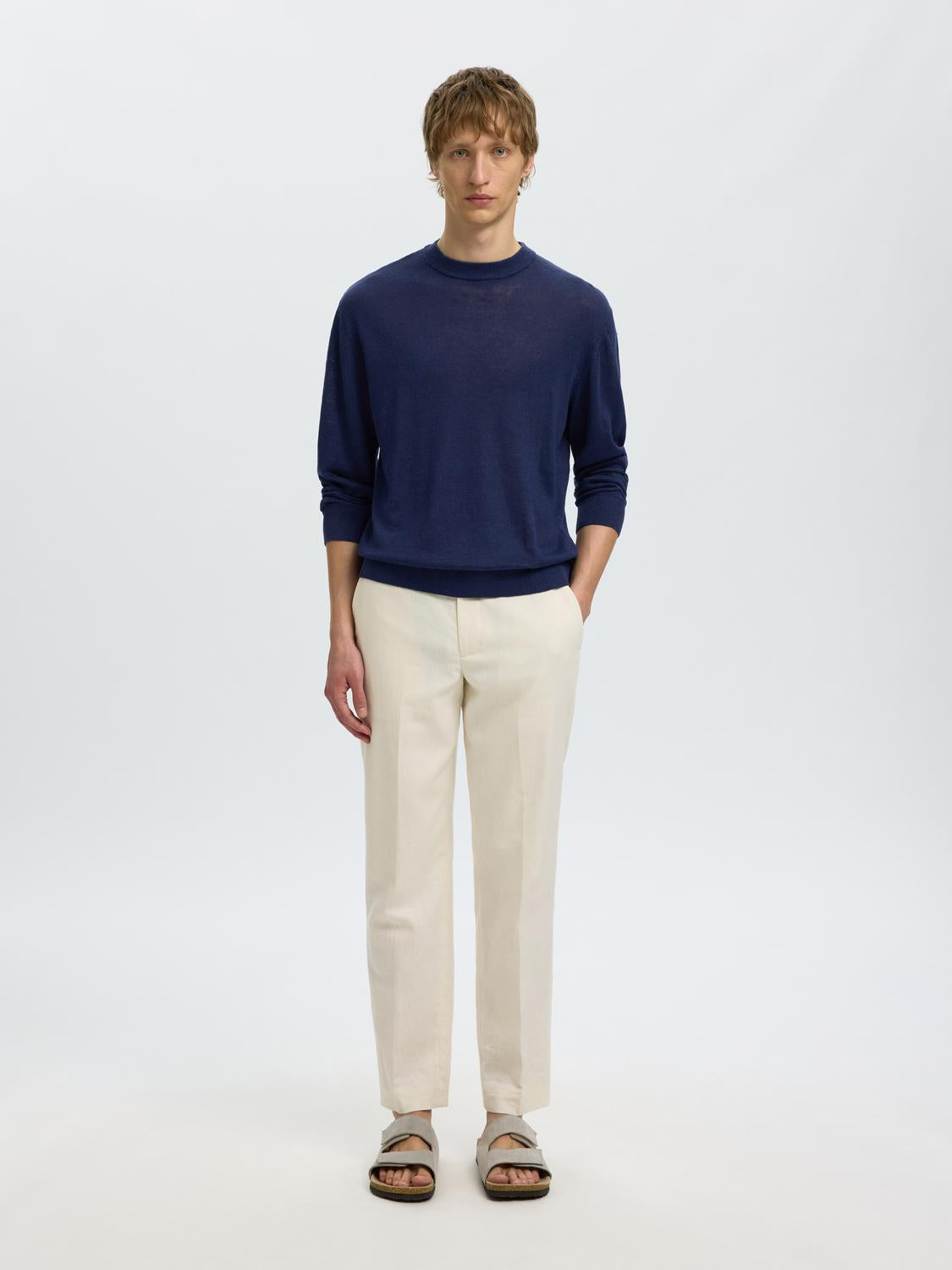 model_shot-front_full