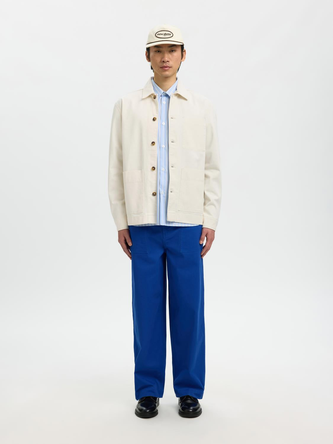 model_shot-front_full