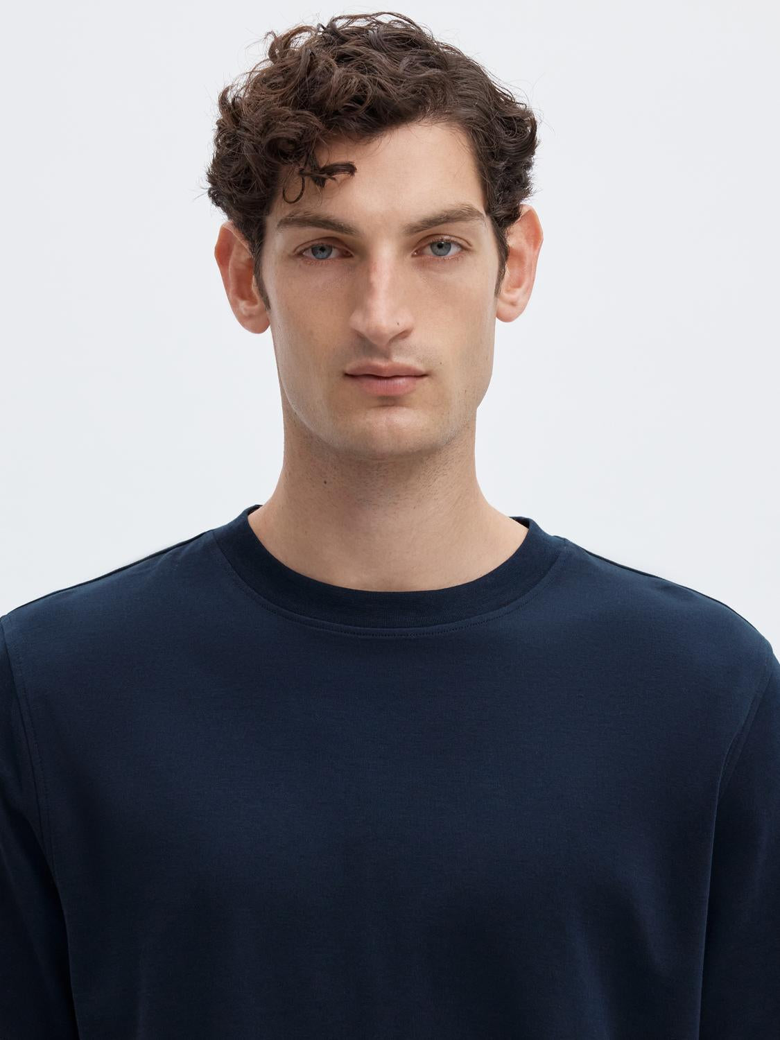 model_shot-detail