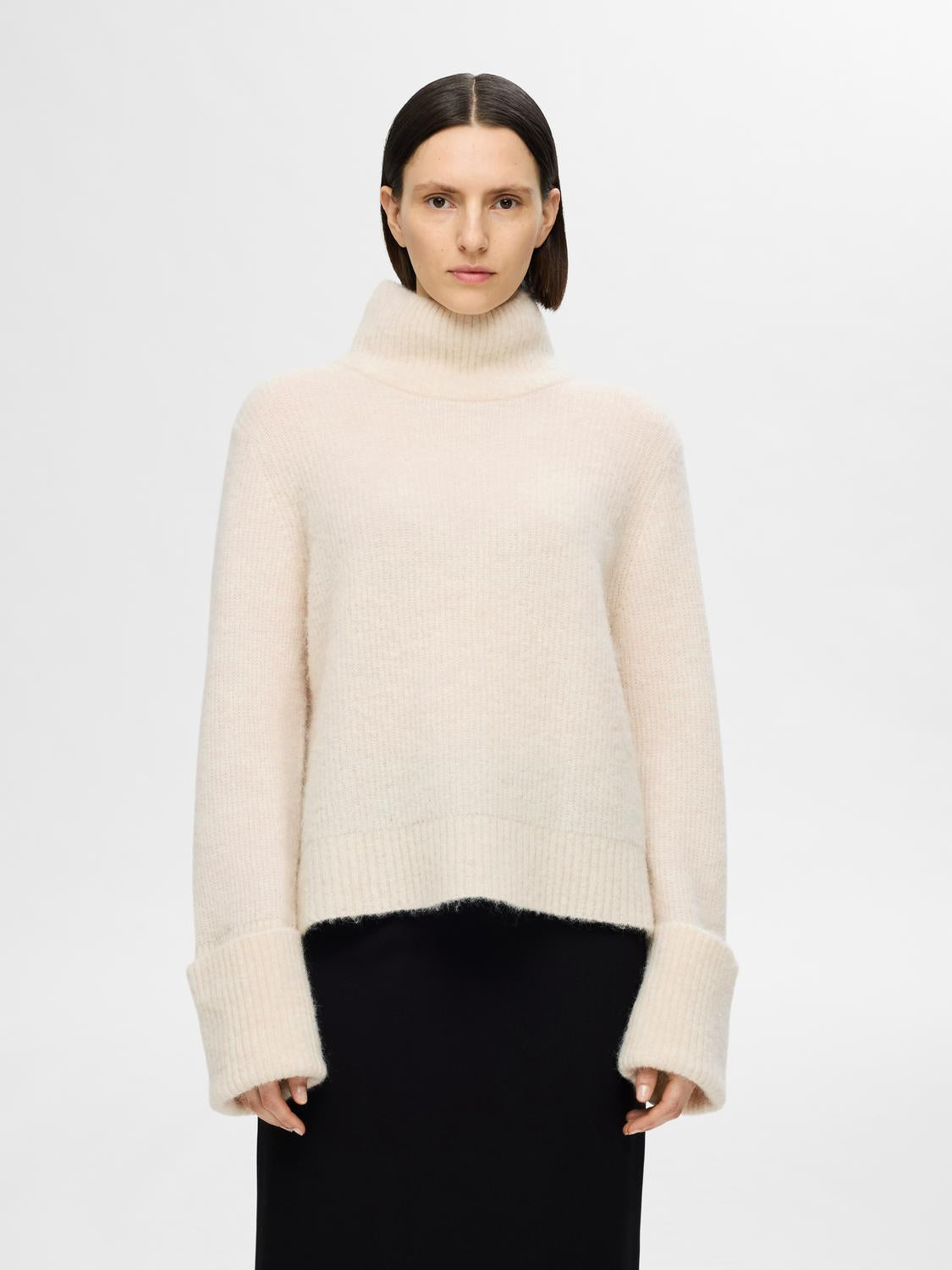 model_shot-front