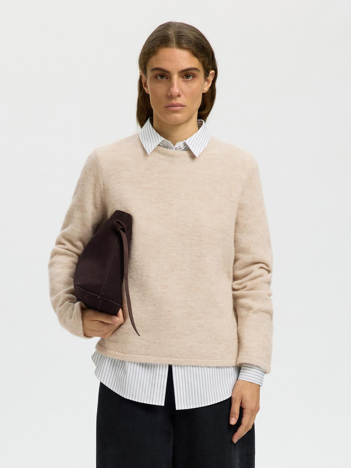model_shot-front