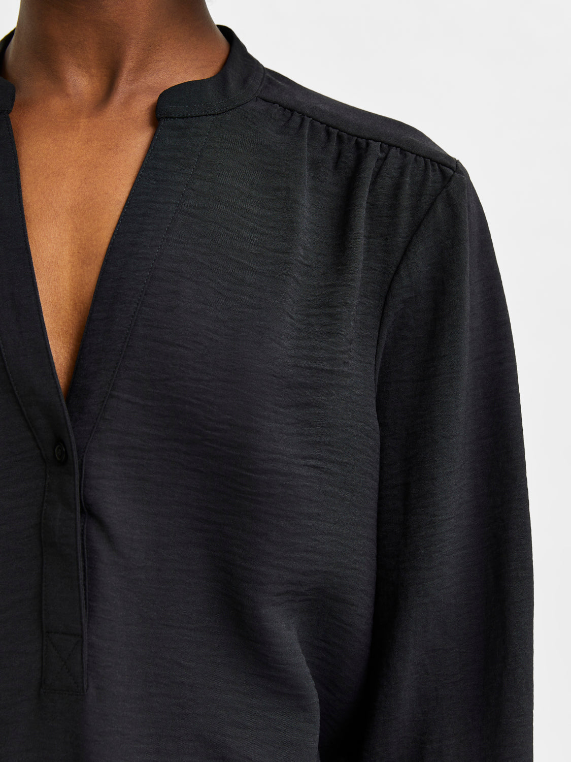 SELECTED FEMME -  MIVIA BLUSE - SORT